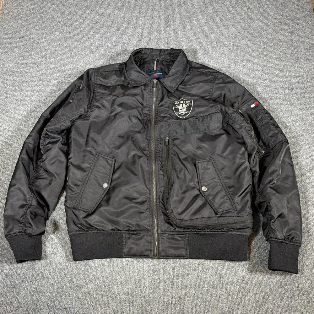 Tommy Hilfiger utility 46